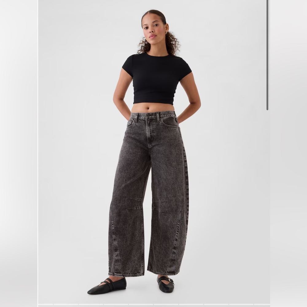 GAP Mid Rise Horseshoe Jeans